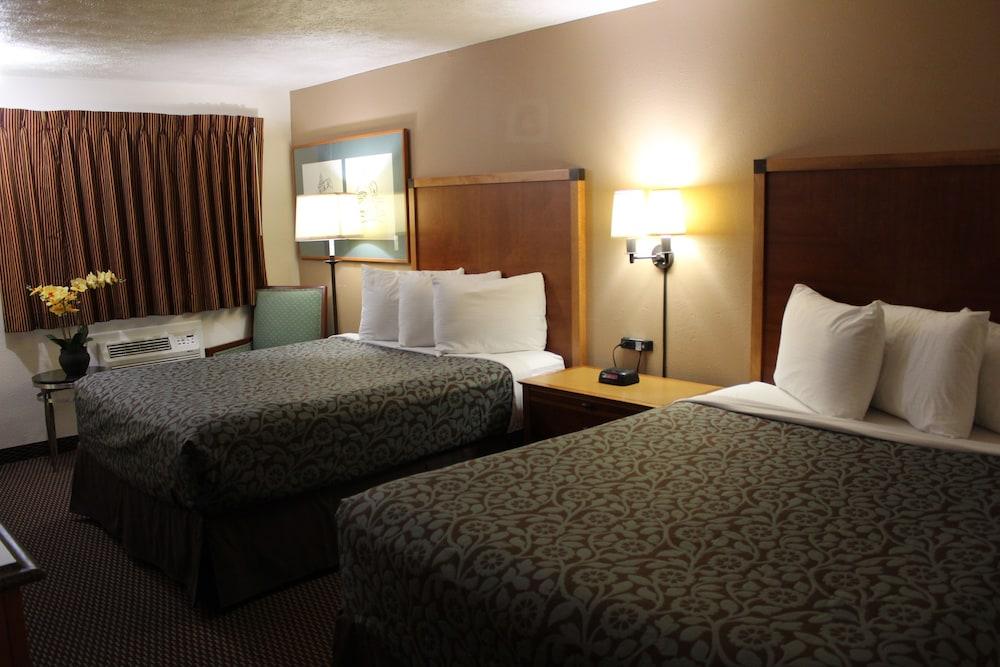 Days Inn By Wyndham Ritzville Exterior photo